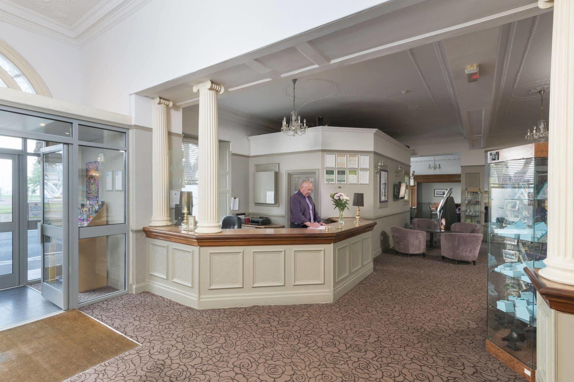 The Caledonian Torbay Hotel Torquay Esterno foto